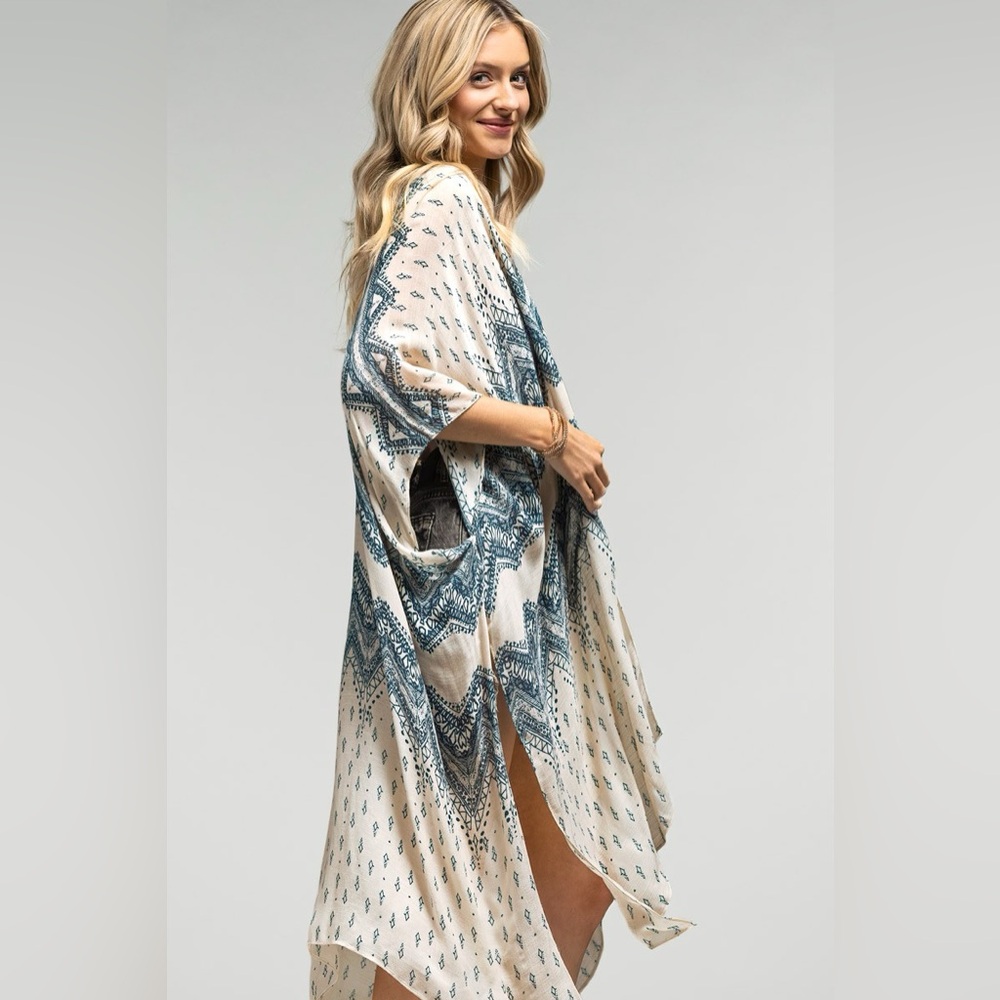 15. Bohemian Boho blue cream kimono - Picture 3 of 6